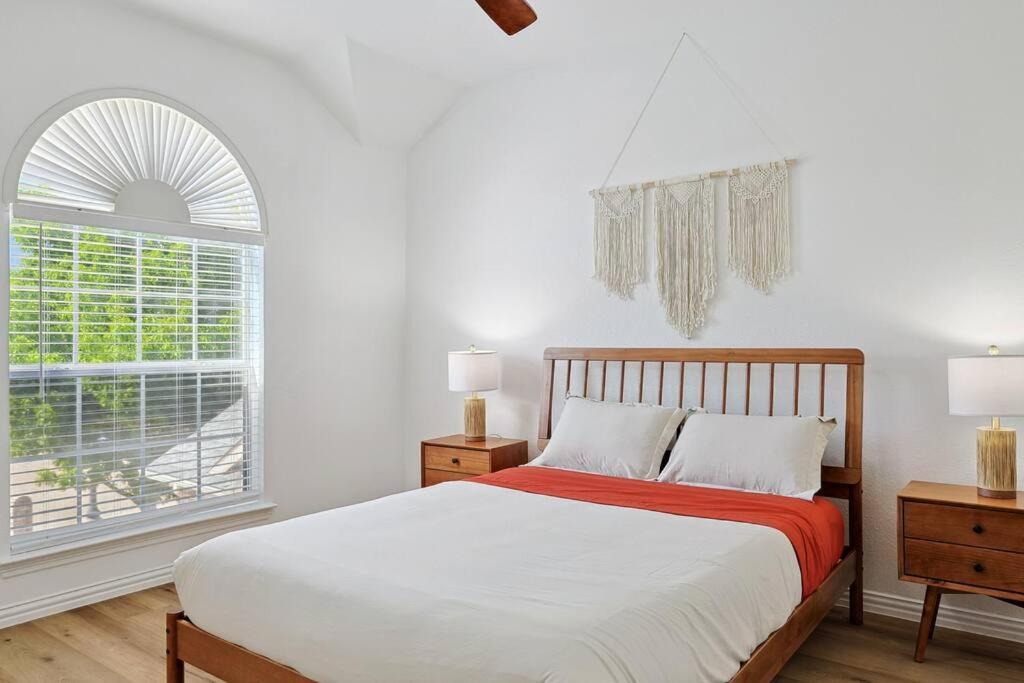 Vila Wellness Oasis 5Br W Pool + Huge Yard + Fire Pit Sachse Exteriér fotografie