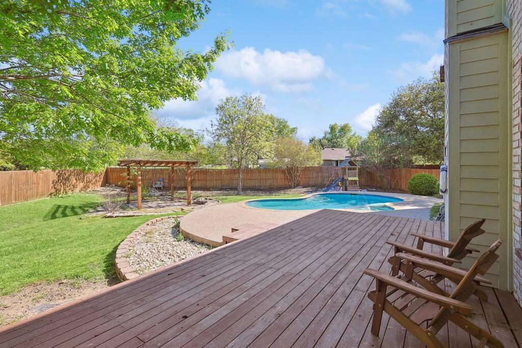 Vila Wellness Oasis 5Br W Pool + Huge Yard + Fire Pit Sachse Exteriér fotografie