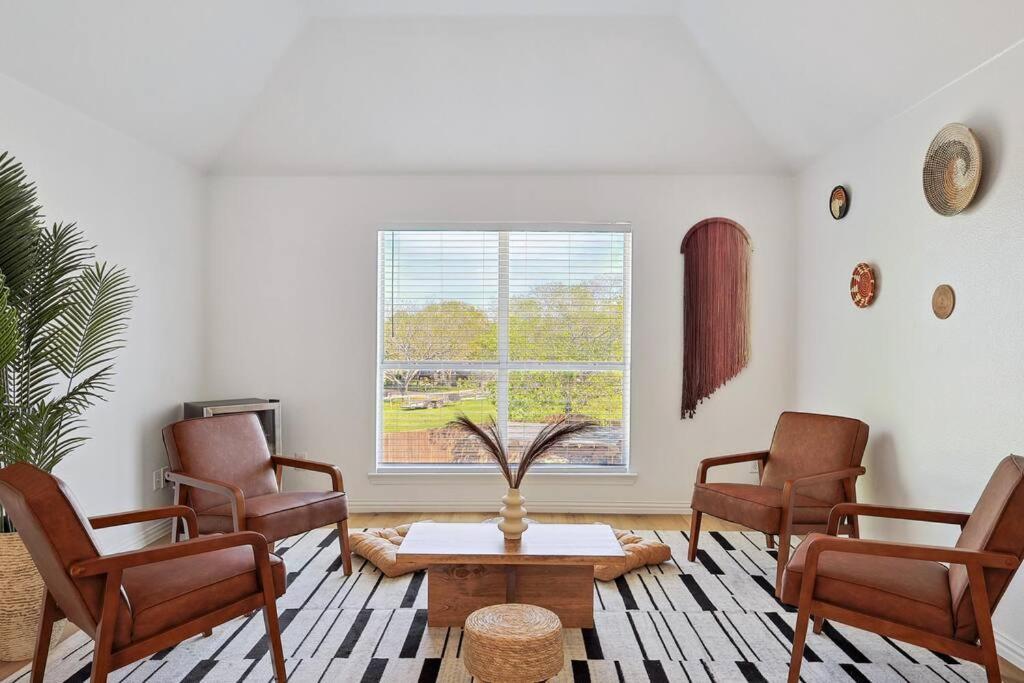 Vila Wellness Oasis 5Br W Pool + Huge Yard + Fire Pit Sachse Exteriér fotografie